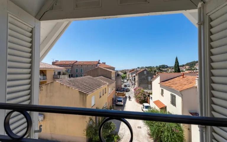 Remarquable T3 Proche Plages Carqueiranne Exterior foto